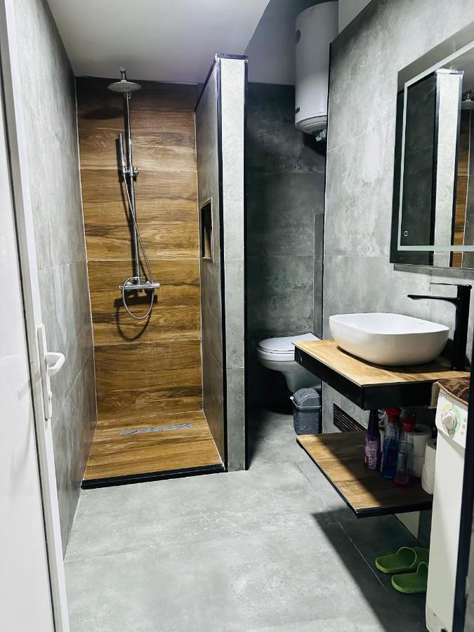 Sa Apartment Gjilan Exterior foto